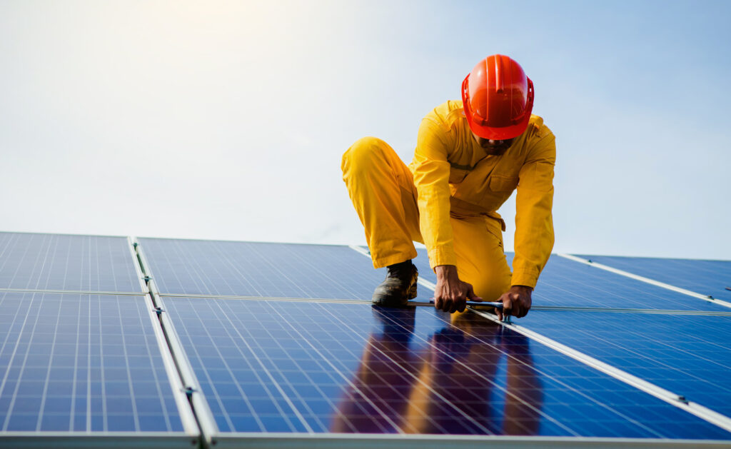 Cómo poner paneles solares en tu hogar: una guía paso a paso